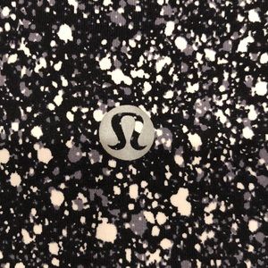 Lululemon size 8 “paint splatter” leggings. Like new. 30” from inseam to ankle